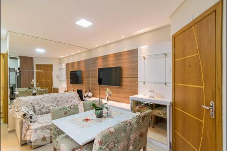 Sala de apartamento à venda com 2 quartos, 47m² em Vila Humaitá, Santo André