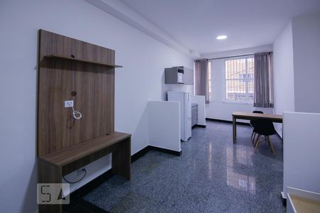 Studio de kitnet/studio para alugar com 1 quarto, 45m² em Bom Retiro, São Paulo