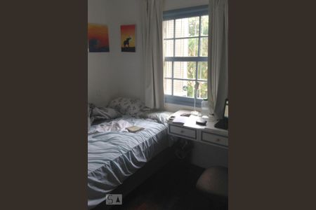 Casa à venda com 250m², 4 quartos e 4 vagasQuarto