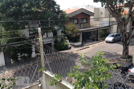 Casa à venda com 250m², 4 quartos e 4 vagasVista da Rua