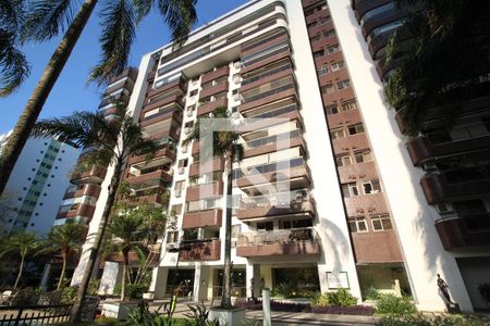Fachada de apartamento à venda com 3 quartos, 117m² em Jacarepaguá, Rio de Janeiro