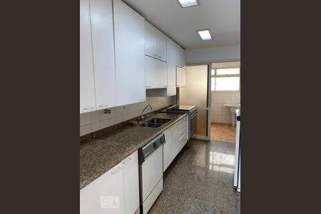 Apartamento para alugar com 108m², 2 quartos e 2 vagas Apartamento para alugar com 108m², 2 quartos e 2 vagasCozinha