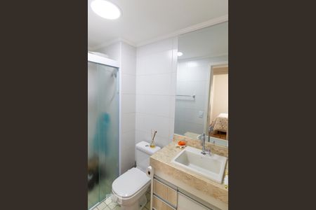 Banheiro de apartamento para alugar com 2 quartos, 68m² em Vila Valparaíso, Santo André