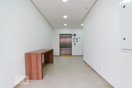 Apartamento para alugar com 43m², 2 quartos e 1 vagaÁrea Comum - Hall Entrada
