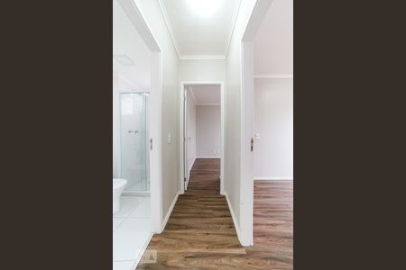 Corredor Quartos de apartamento para alugar com 2 quartos, 43m² em Vila Gustavo, São Paulo