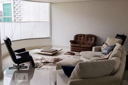 Sala de casa à venda com 3 quartos, 647m² em Santa Terezinha, São Bernardo do Campo