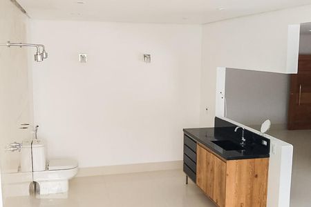 Banheiro de casa à venda com 3 quartos, 647m² em Santa Terezinha, São Bernardo do Campo