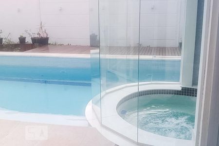 Casa à venda com 700m², 3 quartos e 7 vagasQuintal