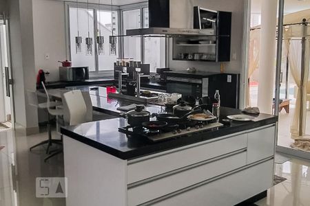 Casa à venda com 700m², 3 quartos e 7 vagasCozinha