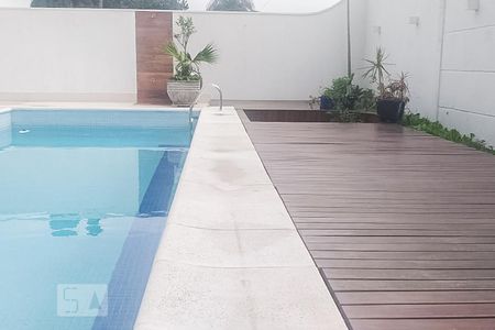 Casa à venda com 700m², 3 quartos e 7 vagasQuintal
