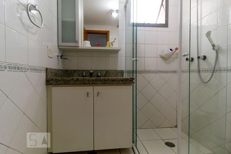 Apartamento para alugar com 172m², 3 quartos e 3 vagas Apartamento para alugar com 172m², 3 quartos e 3 vagasSuíte 3