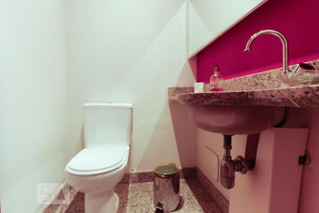 Apartamento para alugar com 172m², 3 quartos e 3 vagas Apartamento para alugar com 172m², 3 quartos e 3 vagasLavabo