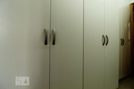 Apartamento para alugar com 172m², 3 quartos e 3 vagas Apartamento para alugar com 172m², 3 quartos e 3 vagasQuarto 2