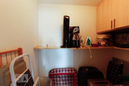 Apartamento para alugar com 172m², 3 quartos e 3 vagas Apartamento para alugar com 172m², 3 quartos e 3 vagasDespensa