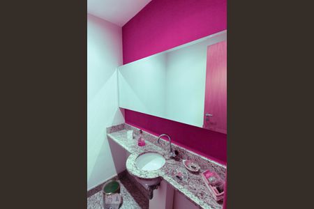 Apartamento para alugar com 172m², 3 quartos e 3 vagas Apartamento para alugar com 172m², 3 quartos e 3 vagasLavabo