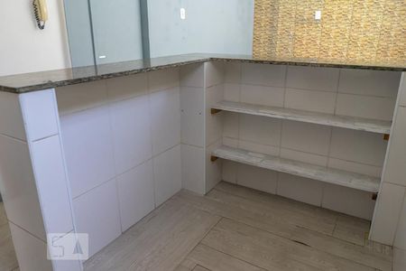 Sala/Cozinha de casa de condomínio para alugar com 2 quartos, 66m² em Olaria, Rio de Janeiro