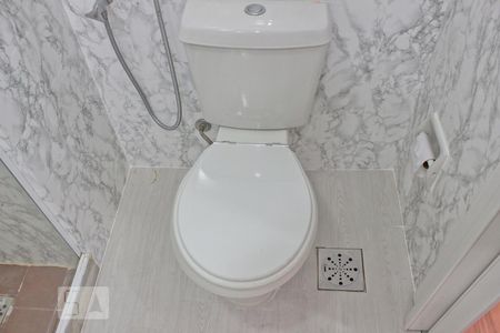 Banheiro Social de apartamento à venda com 2 quartos, 66m² em Barra da Tijuca, Rio de Janeiro