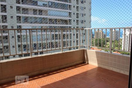 Varnda  de apartamento à venda com 2 quartos, 66m² em Barra da Tijuca, Rio de Janeiro