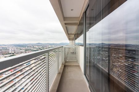 Varanda de kitnet/studio para alugar com 1 quarto, 32m² em Centro, Osasco