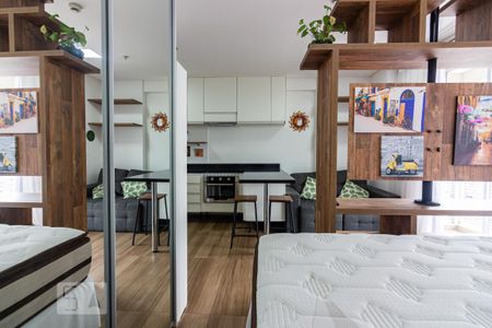 Studio para alugar com 32m², 1 quarto e 1 vaga Studio para alugar com 32m², 1 quarto e 1 vagaStudio