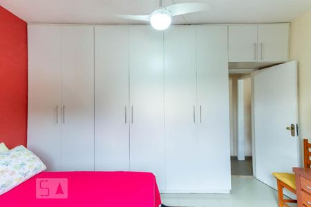 Apartamento à venda com 80m², 2 quartos e 1 vagaQuarto 1 - Armários