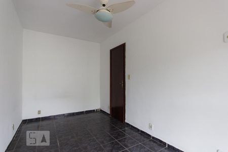 Casa de condomínio à venda com 240m², 5 quartos e 2 vagas Casa de condomínio à venda com 240m², 5 quartos e 2 vagasQuarto 4 (2º andar)