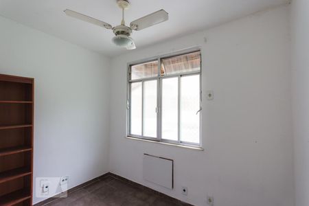 Casa de condomínio à venda com 240m², 5 quartos e 2 vagas Casa de condomínio à venda com 240m², 5 quartos e 2 vagasQuarto 1 (2º andar)