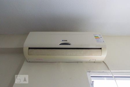 Casa de condomínio à venda com 240m², 5 quartos e 2 vagas Casa de condomínio à venda com 240m², 5 quartos e 2 vagasQuarto 2 (2º andar)