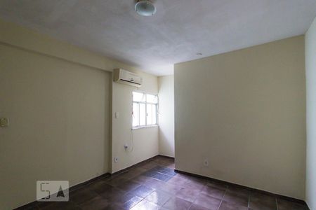 Casa de condomínio à venda com 240m², 5 quartos e 2 vagas Casa de condomínio à venda com 240m², 5 quartos e 2 vagasQuarto 2 (2º andar)