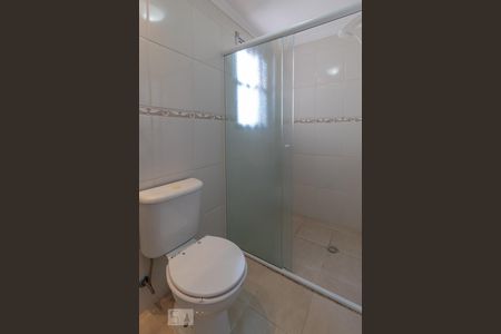 Banheiro 1 de apartamento para alugar com 2 quartos, 62m² em Vila Yara, Osasco