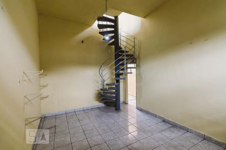 Casa para alugar com 228m², 4 quartos e 1 vagaGaragem