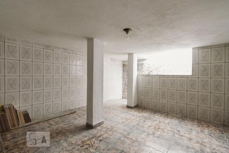 Casa para alugar com 228m², 4 quartos e 1 vagaPorão