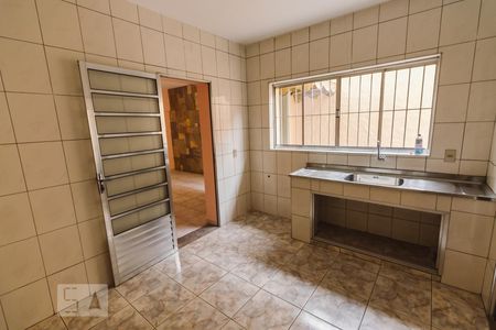 Casa para alugar com 228m², 4 quartos e 1 vagaCozinha