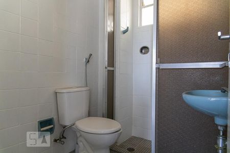 Banheiro de apartamento para alugar com 1 quarto, 31m² em Consolação, São Paulo