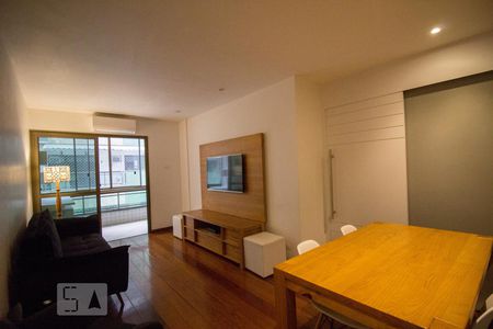 Sala de apartamento para alugar com 3 quartos, 92m² em Recreio dos Bandeirantes, Rio de Janeiro