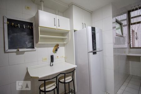 Apartamento para alugar com 92m², 3 quartos e 2 vagas Apartamento para alugar com 92m², 3 quartos e 2 vagasCozinha