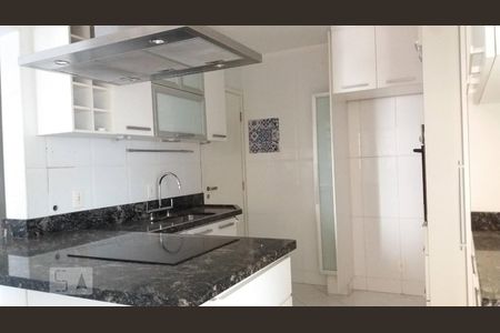 Apartamento para alugar com 160m², 3 quartos e 2 vagasCozinha