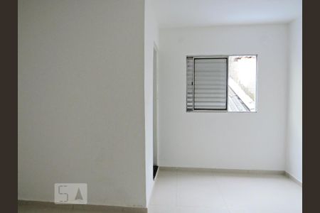 Quarto Suíte de casa para alugar com 2 quartos, 70m² em Vila Mazzei, São Paulo
