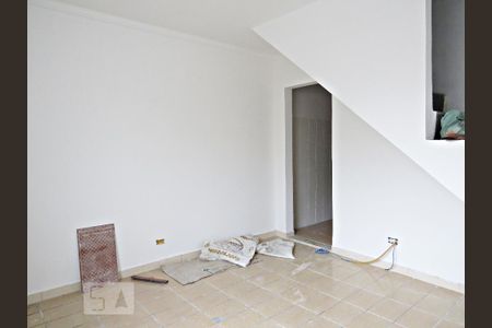 Sala de casa para alugar com 2 quartos, 70m² em Vila Mazzei, São Paulo