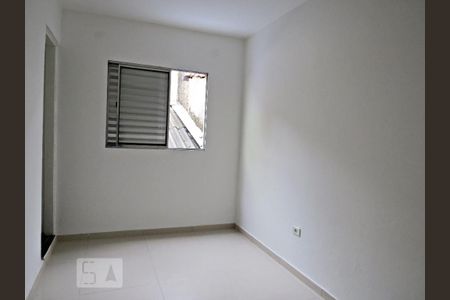 Quarto Suíte de casa para alugar com 2 quartos, 70m² em Vila Mazzei, São Paulo