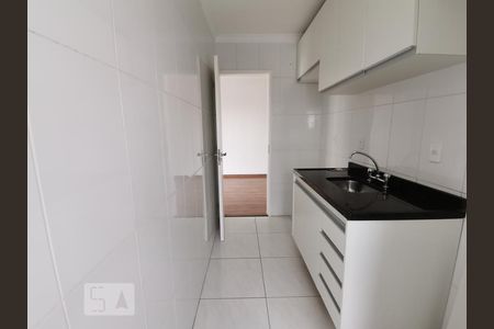 Apartamento para alugar com 40m², 1 quarto e 2 vagas Apartamento para alugar com 40m², 1 quarto e 2 vagasCozinha
