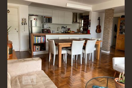 Sala de apartamento à venda com 2 quartos, 100m² em Grajaú, Rio de Janeiro