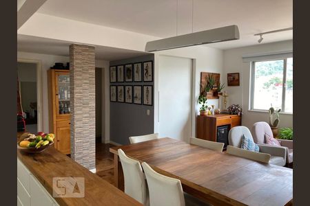 Sala de apartamento à venda com 2 quartos, 100m² em Grajaú, Rio de Janeiro