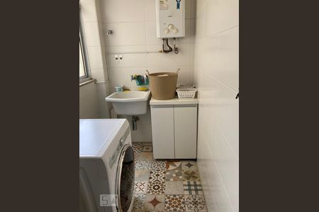 Apartamento à venda com 100m², 2 quartos e 1 vagaÁrea de Serviço