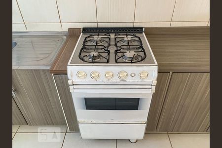 Cozinha de apartamento à venda com 1 quarto, 48m² em Vila Itapura, Campinas