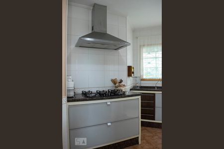 Casa à venda com 230m², 4 quartos e 4 vagasCOZINHA