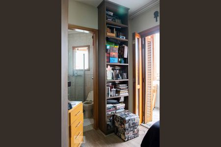 QUARTO 1 SUITE de casa à venda com 4 quartos, 230m² em Jardim Paraíso, São Paulo