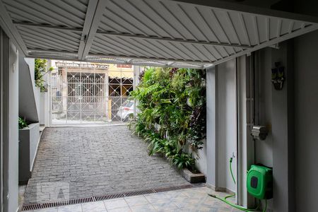 Casa à venda com 230m², 4 quartos e 4 vagasGARAGEM