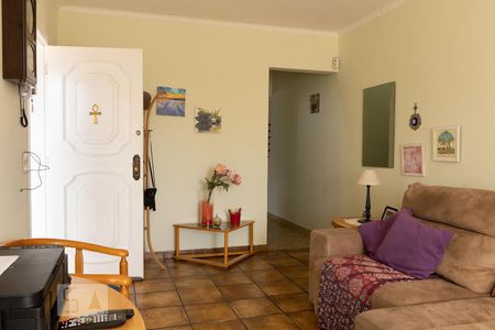 Sala de casa à venda com 5 quartos, 280m² em Vila Romero, São Paulo