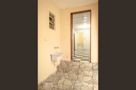 Casa para alugar com 60m², 2 quartos e 1 vaga Casa para alugar com 60m², 2 quartos e 1 vagaÁrea de Serviço